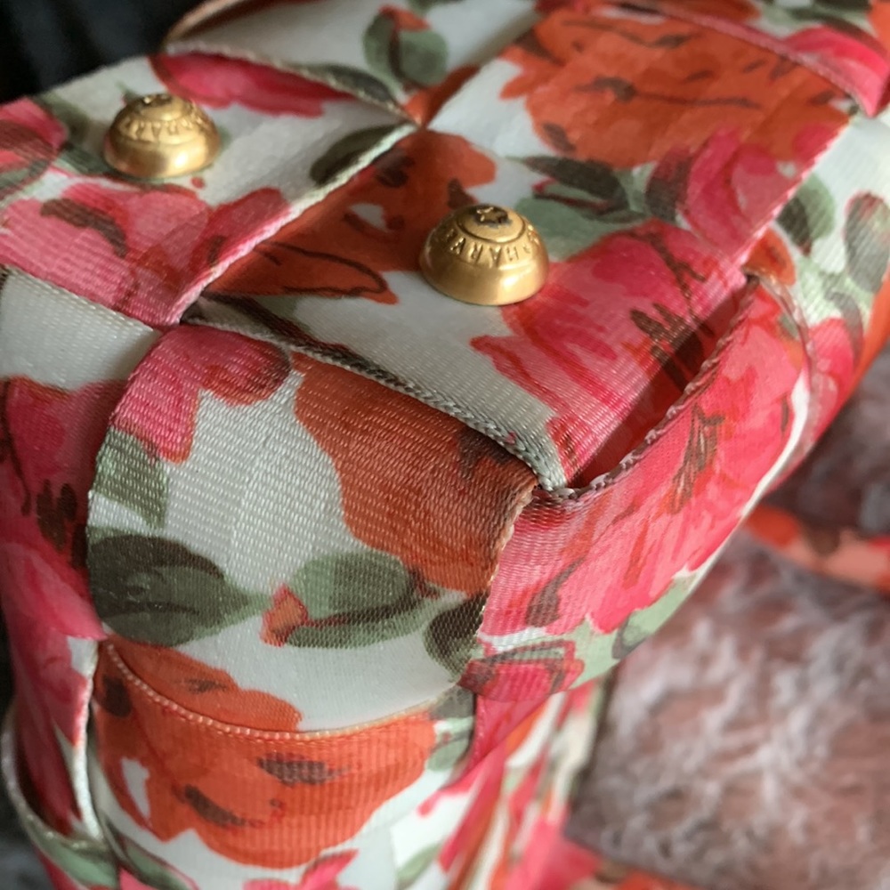 Harveys Betty Rose Large Tote - Picture 8 of 15